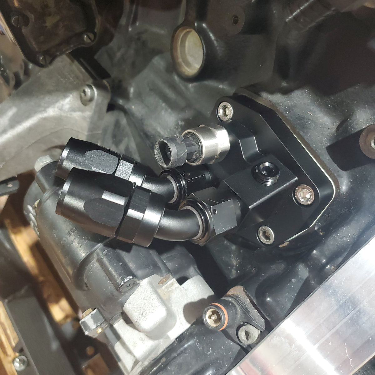 Oil Filter Relocation Plate om606, om603